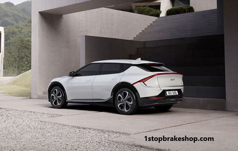 5 Deretan Mobil Terbaik Berteknologi Tinggi 2023